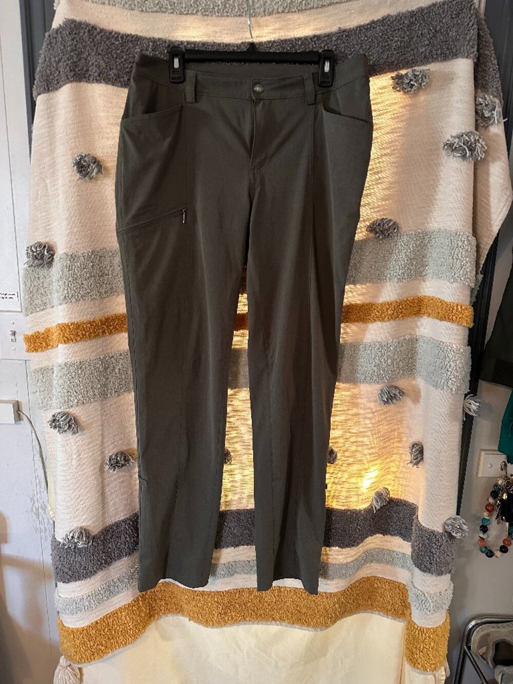Duluth Trading Co. Women's Size 14x33 Dry on the Fly Slim Leg Cargo Hiking Pants